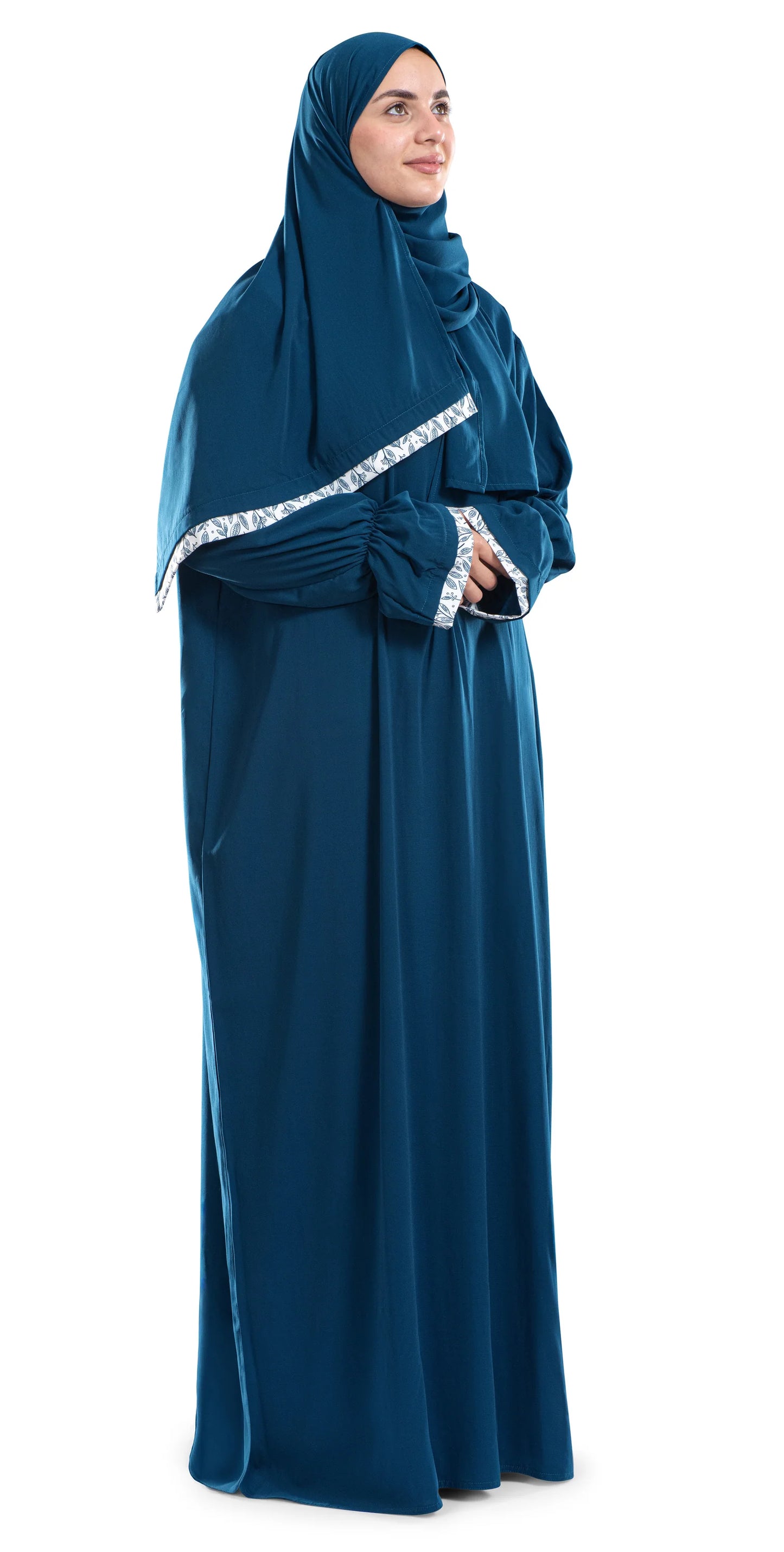 ملابس الصلاة الكريب باللون الأزرق النيلي