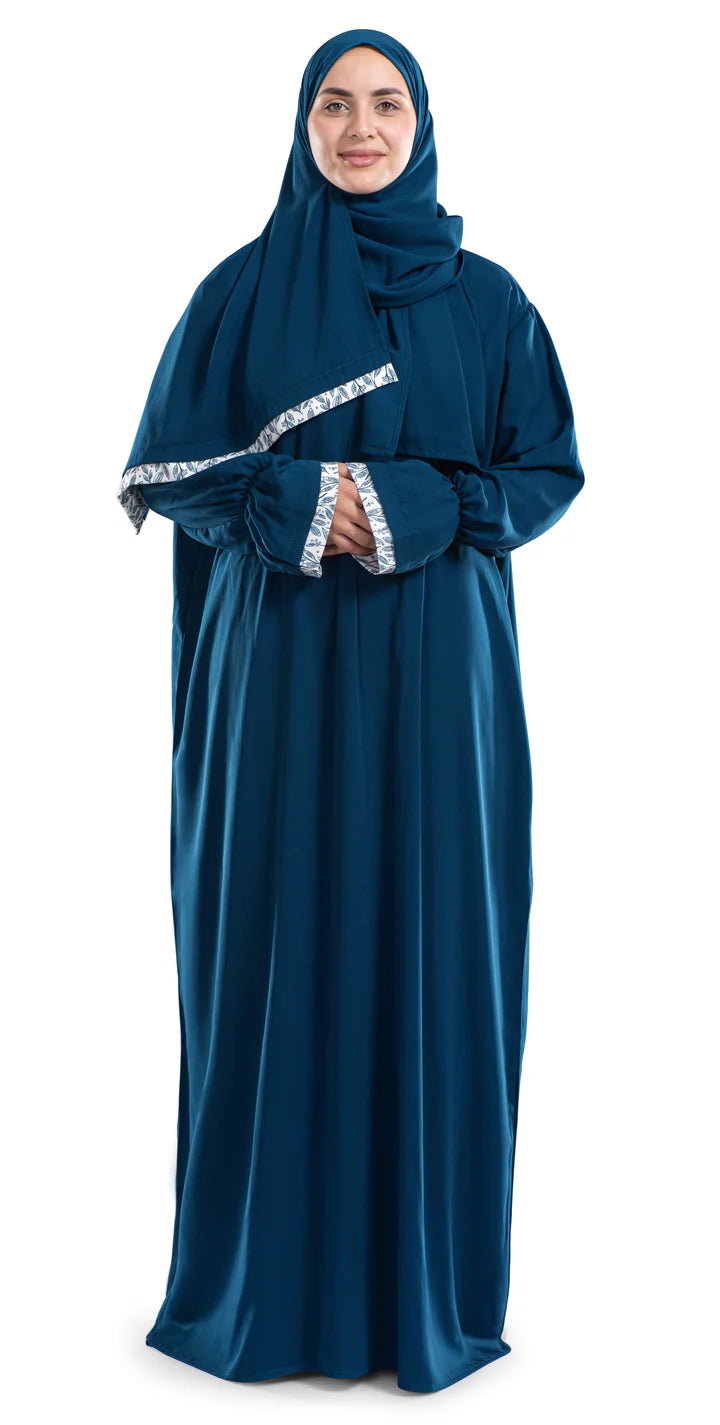 ملابس الصلاة الكريب باللون الأزرق النيلي