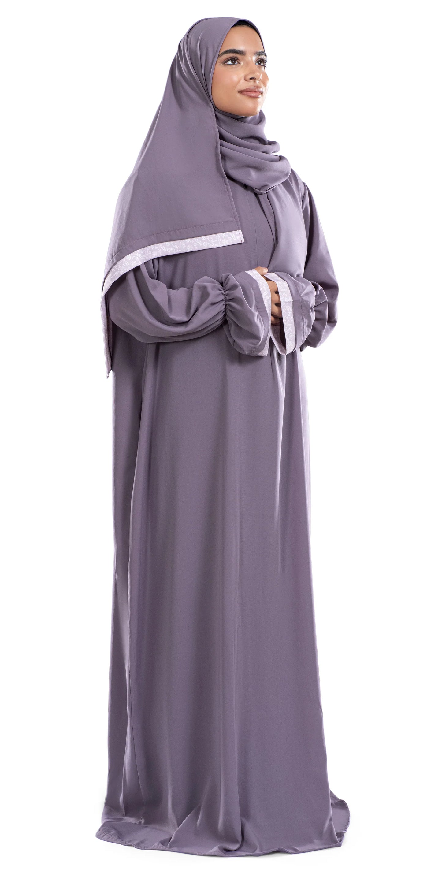 ملابس الصلاة الكريب باللون الليلكي